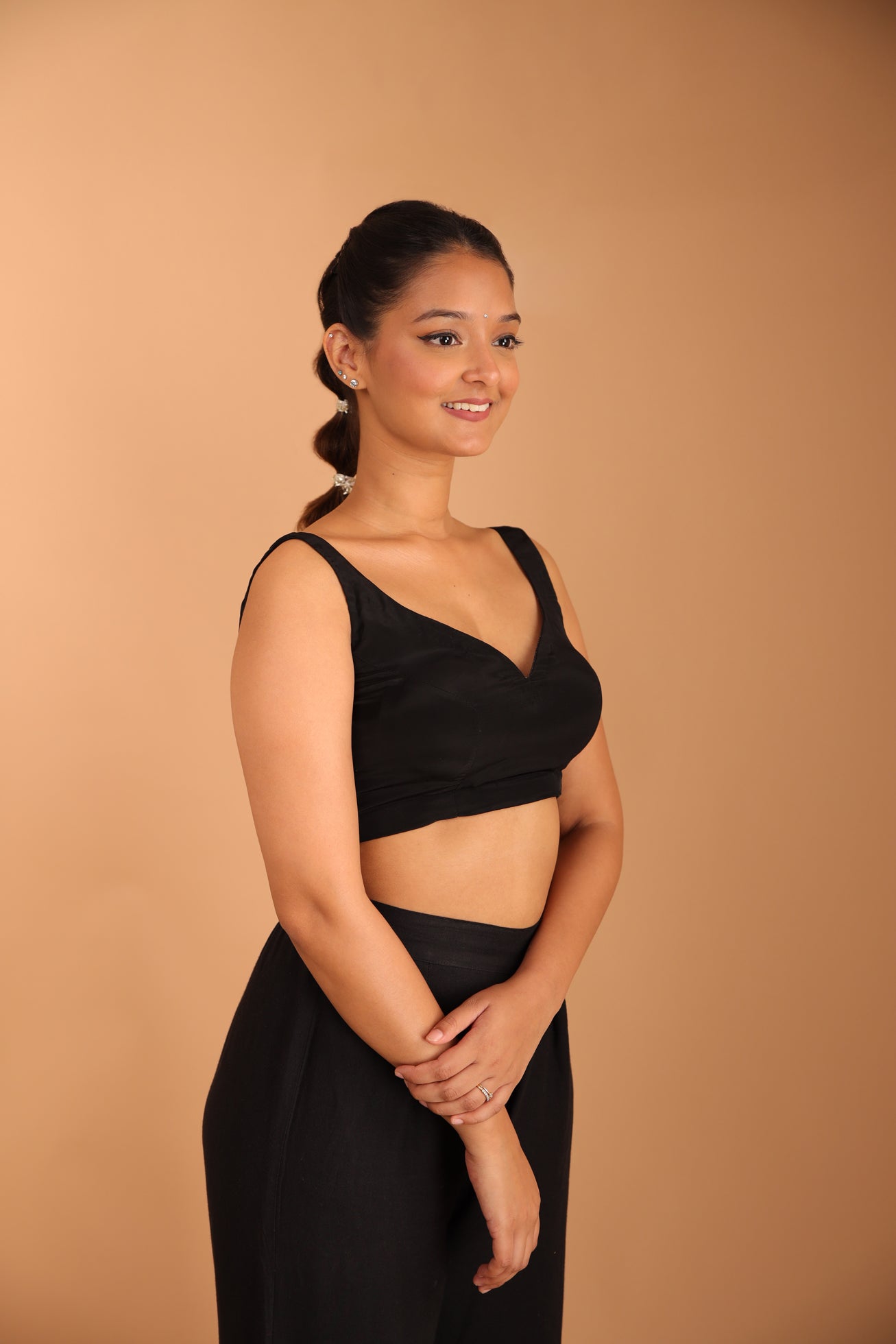 Black Betel-leaf Blouse