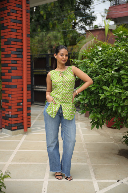 Kairi Green Short Kurti