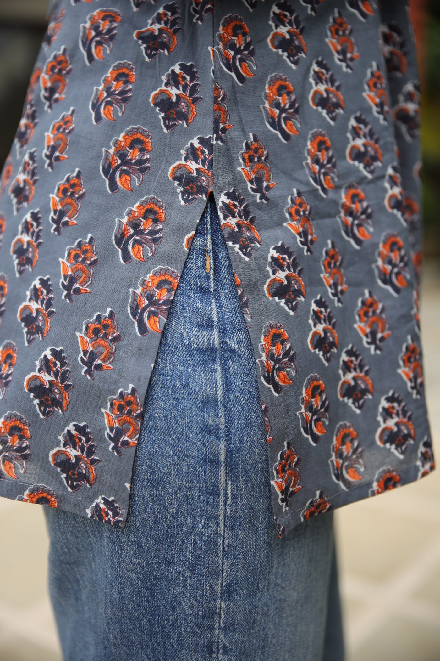 Grey Sleeveless Short Kurti