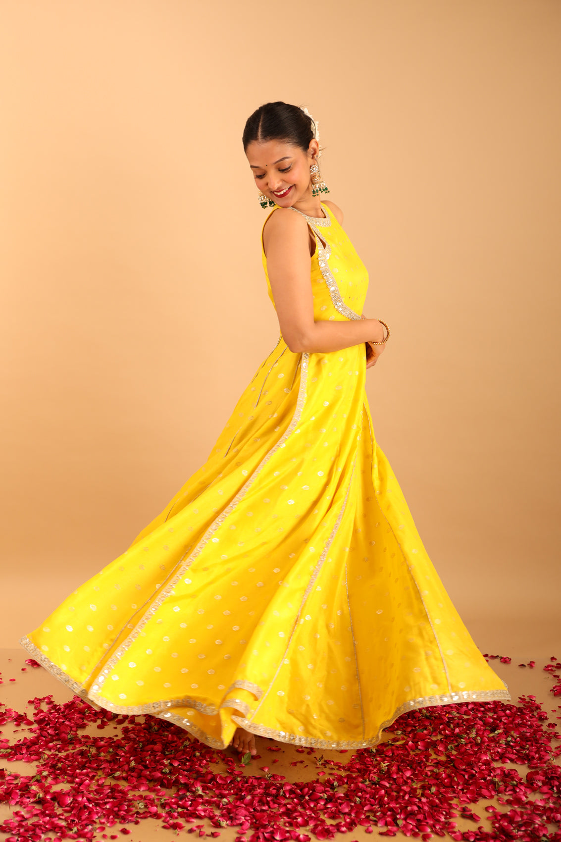 Laddoo Peela Anarkali Suit