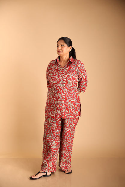 Red-Collared Lounge Wear Set