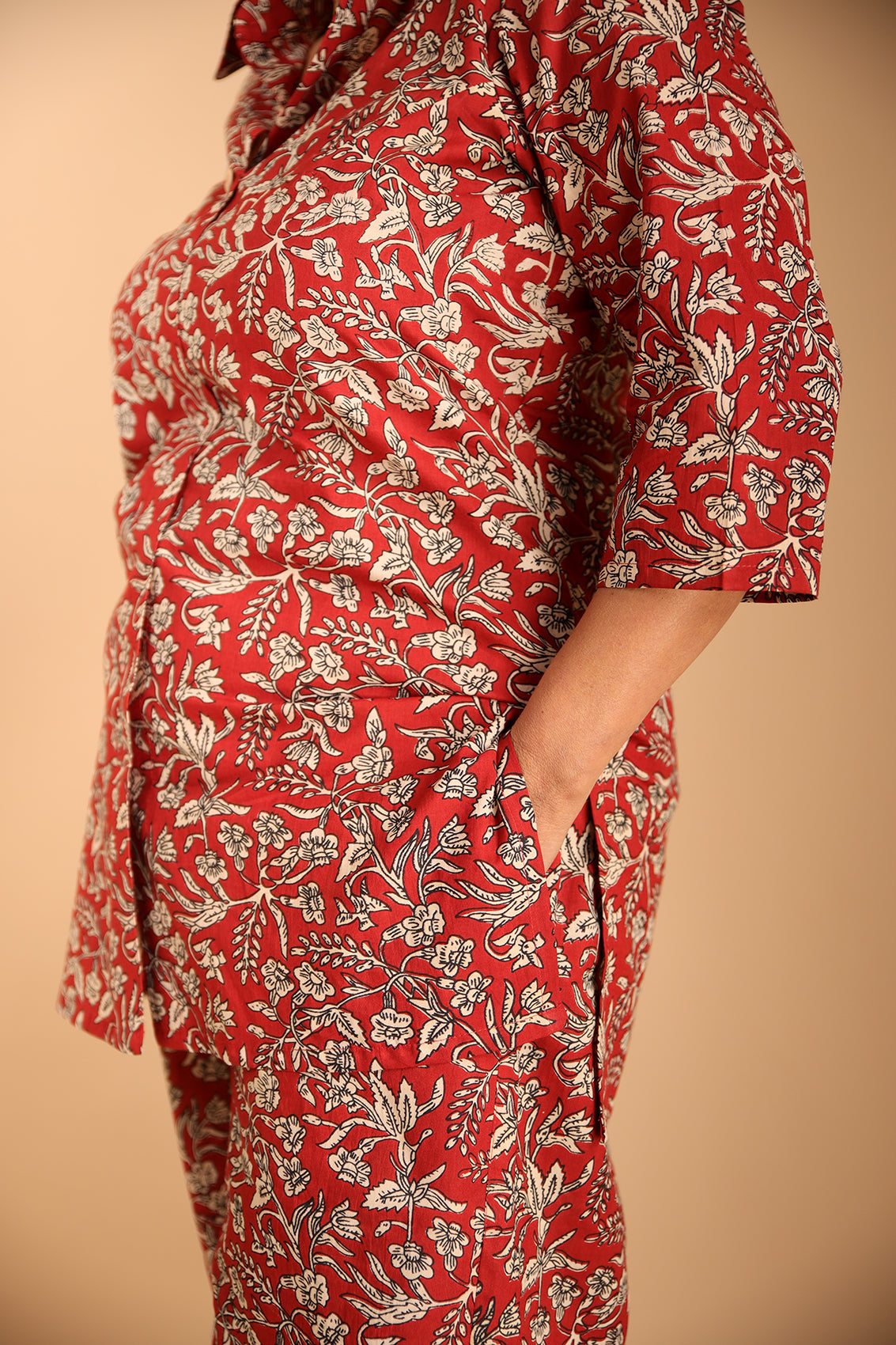 Red-Collared Lounge Wear Set