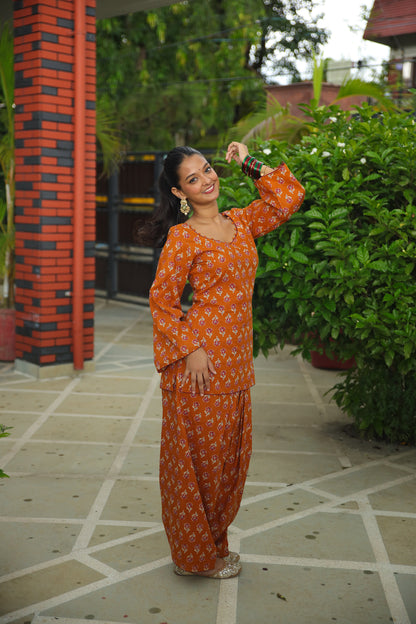 Gerua Farshi Set