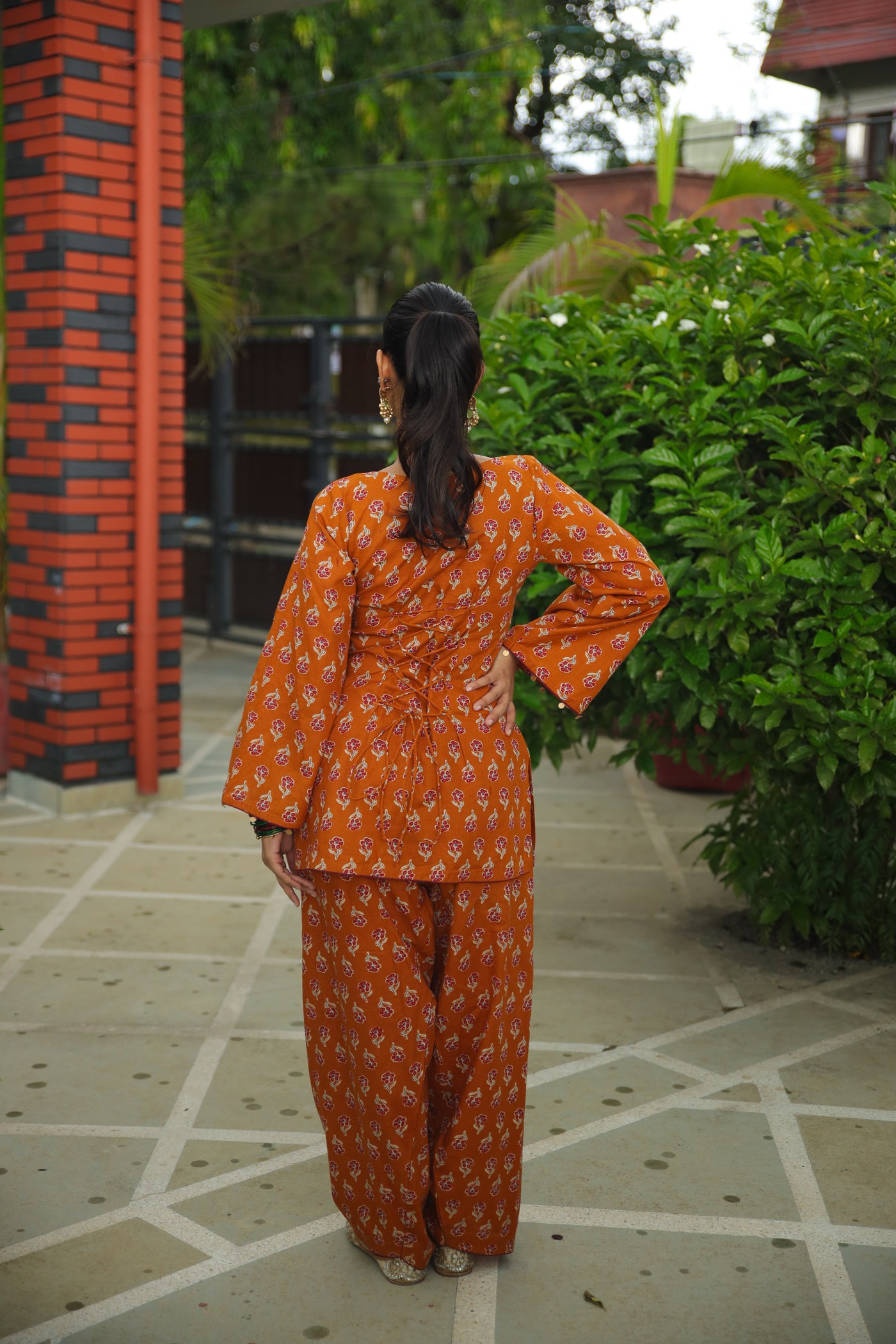 Gerua Farshi Set